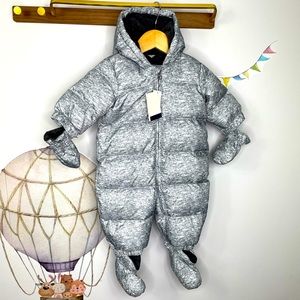 Baby Gap Dawn filled fleece lined Snowsuit in Grey size 0-6 months NWT